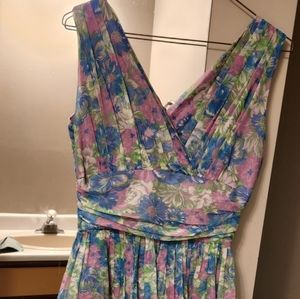 My mom is selling her vintage clothes she wore in her 20s.